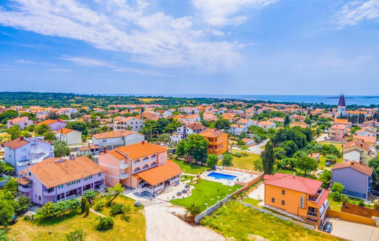 Villa Natalija Medulin Bagian luar foto