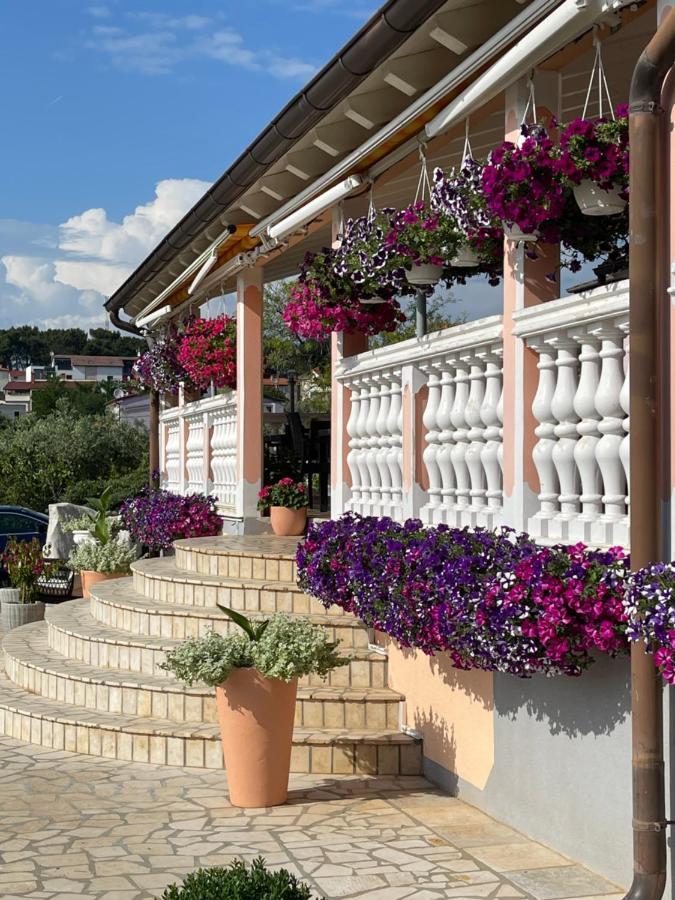 Villa Natalija Medulin Bagian luar foto